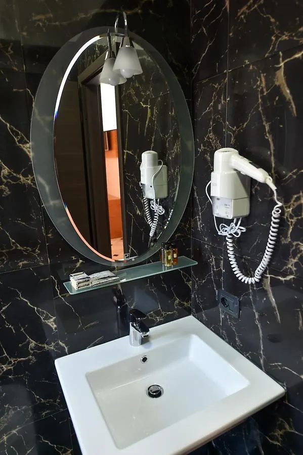 Hotel Pandora Residence Tirana 3*,  Albania
