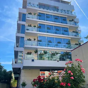 Marshal Garden 4*, Bükreş Romanya